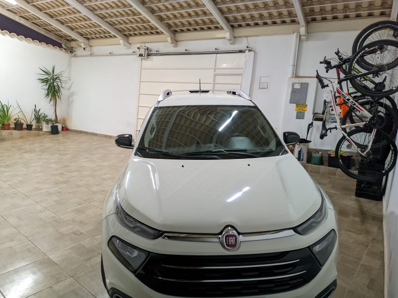 VENDO FIAT TORO 2.0 16V TURBO DIESEL VOLCANO 4WD AT9